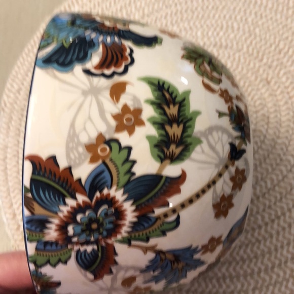 NWT FRENCH GARDEN PATTERN bowl container. - Picture 5 of 5